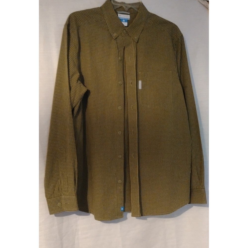 Columbia Sportswear Men's Medium Olive Green Button Down Shirt Outdoor